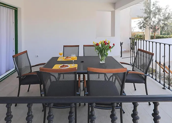 Holiday home Stunning In Privlaka (Zadar)